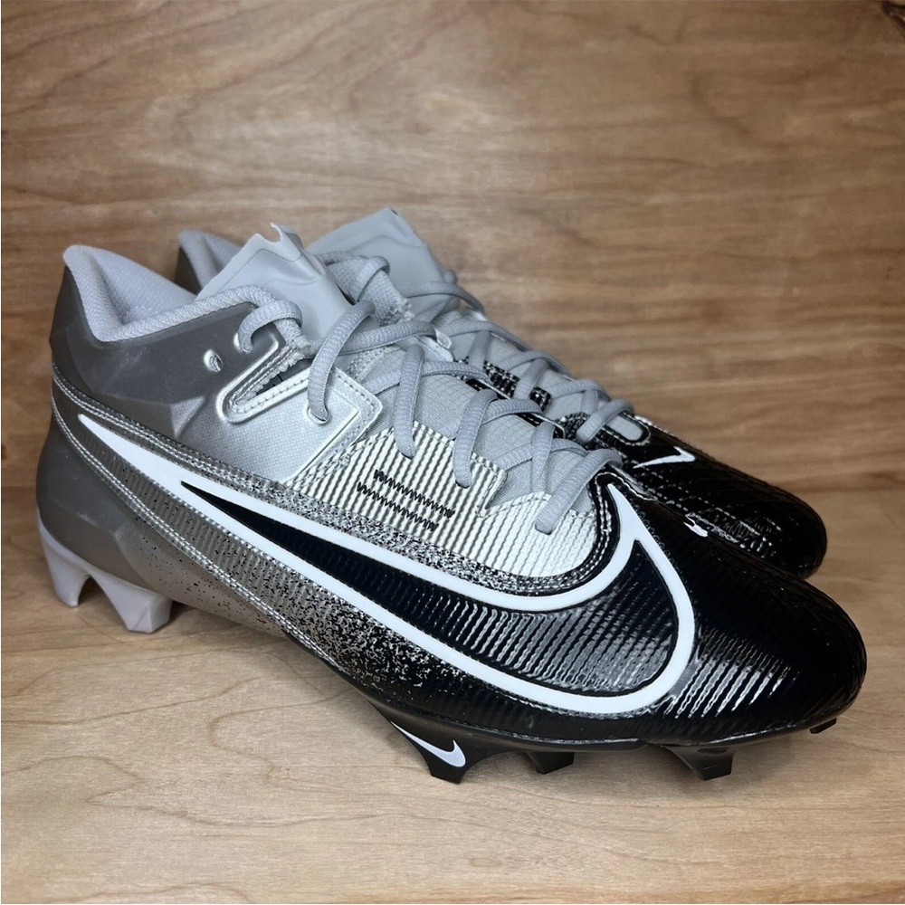 Nike Vapor Edge Elite 360 2 Silver Black/White Football Men’s Cleats‎ Sz 16